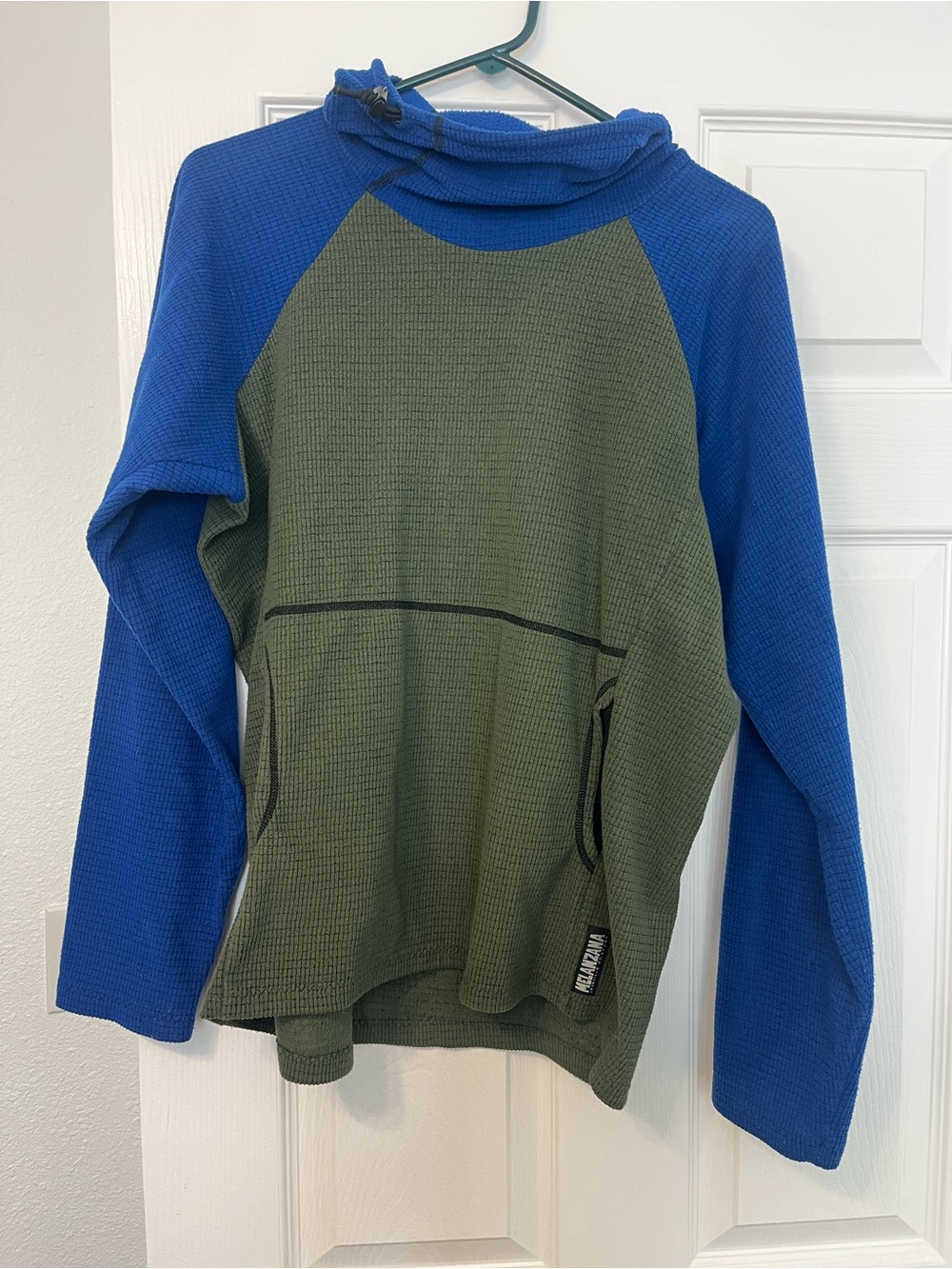 Men’s Melanzana size M